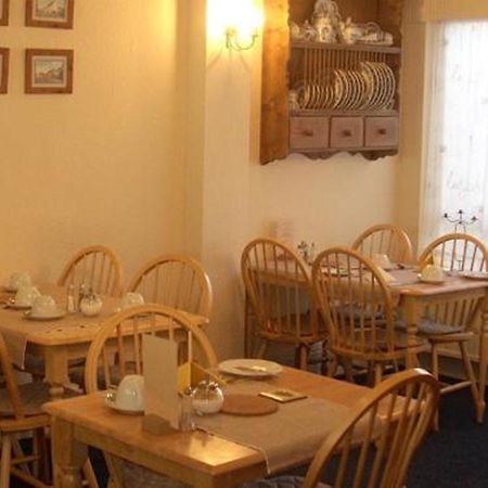 The Adelphi Bed & Breakfast Пейнтън Екстериор снимка